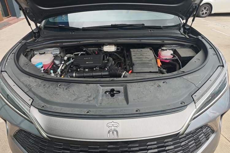 Used BYD Song L DM-i 2024 112 km Leading Edition Engine Bay