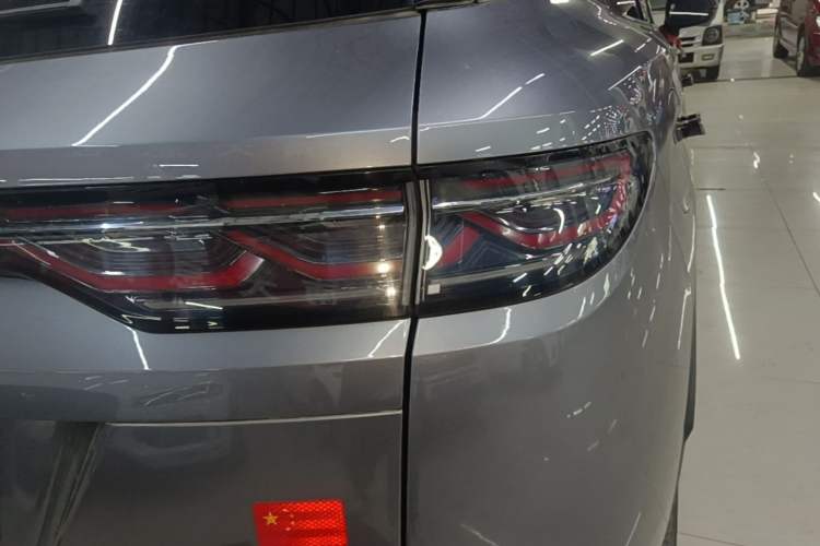 Used BYD Song L DM-i 2024 112 km Leading Edition Exterior 3