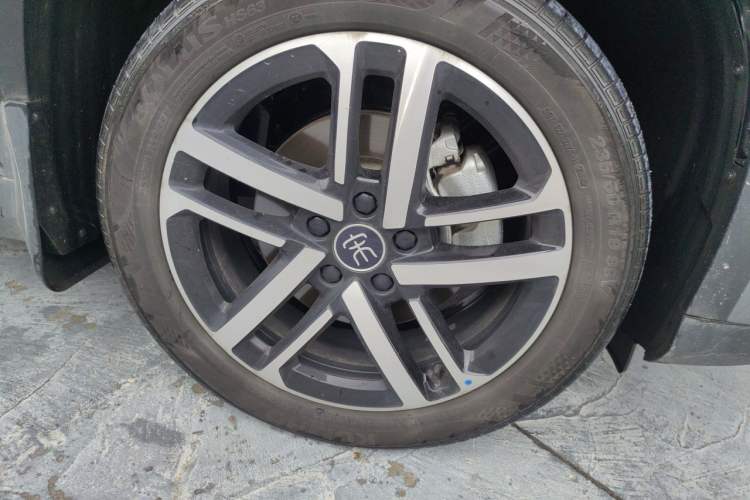 Used BYD Song L DM-i 2024 112 km Beyond Edition Exterior 7
