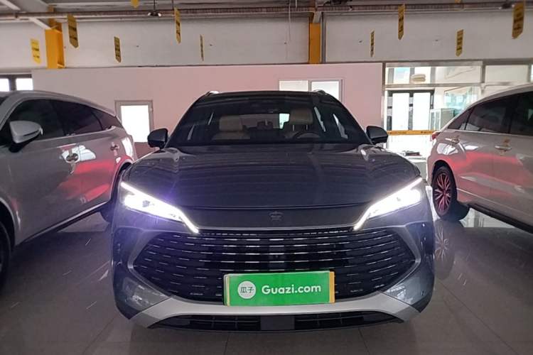 Used BYD Song L DM-i 2024 112 km Beyond Edition Front