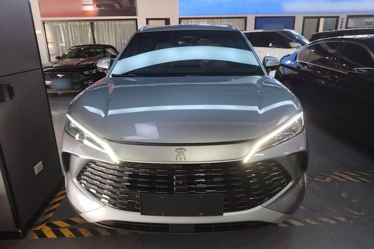 Used BYD Song L DM-i 2024 112 km Beyond Edition Front