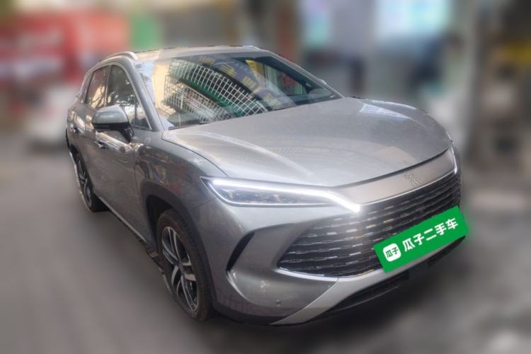 Used BYD Song L DM-i 2024 112 km Beyond Edition Front Right 45 Deg