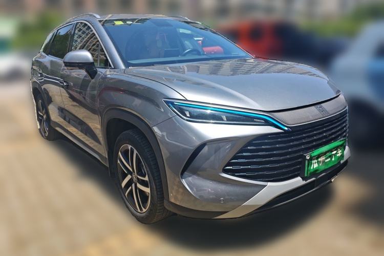 Used BYD Song L DM-i 2024 112 km Leading Edition Front Right 45 Deg
