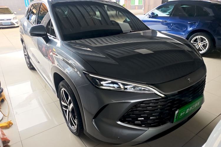 Used BYD Song L DM-i 2024 112 km Beyond Edition Front Right 45 Deg