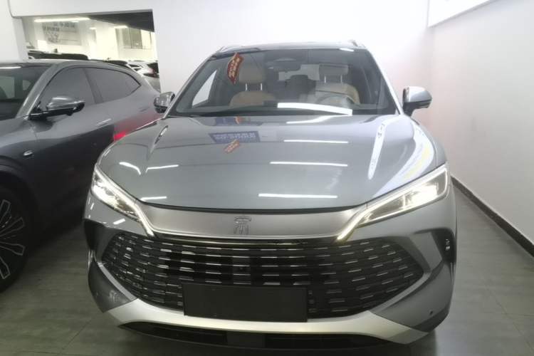 Used BYD Song L DM-i 2024 112 km Beyond Edition Front