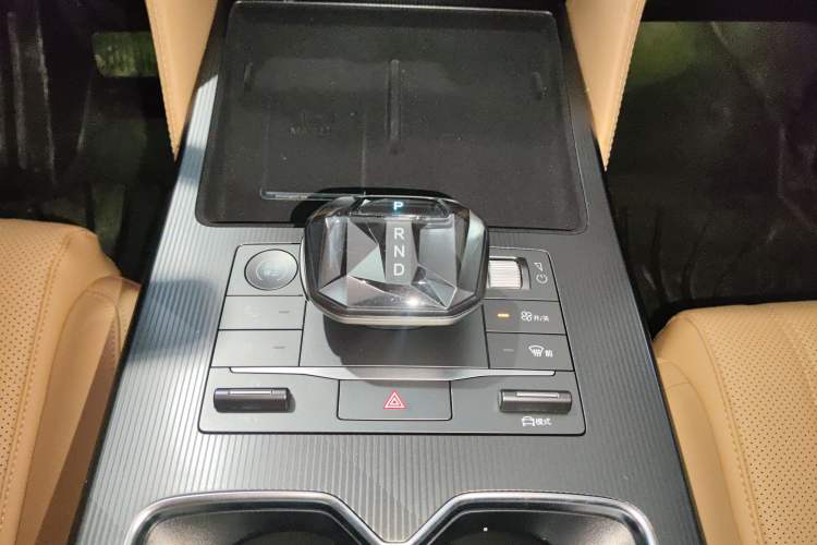Used BYD Song L DM-i 2024 160km Beyond Edition Gear Lever