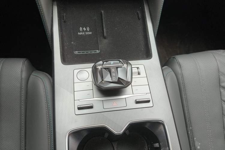 Used BYD Song L DM-i 2024 160km Beyond Edition Gear Lever