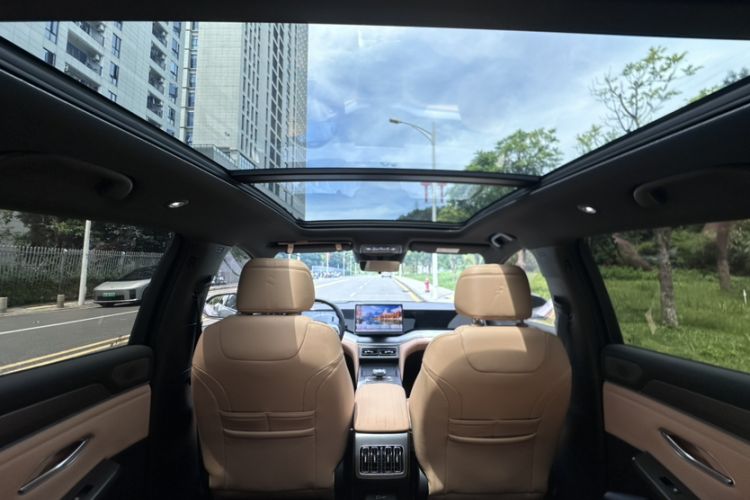 Used BYD Song L DM-i 2024 112 km Beyond Edition Headliner