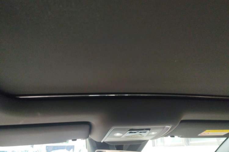 Used BYD Song L DM-i 2024 112 km Beyond Edition Headliner