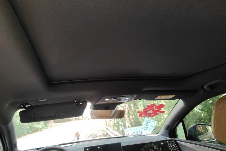 Used BYD Song L DM-i 2024 112 km Leading Edition Headliner