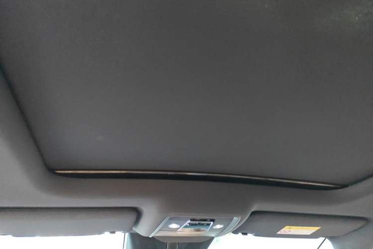 Used BYD Song L DM-i 2024 112 km Beyond Edition Headliner