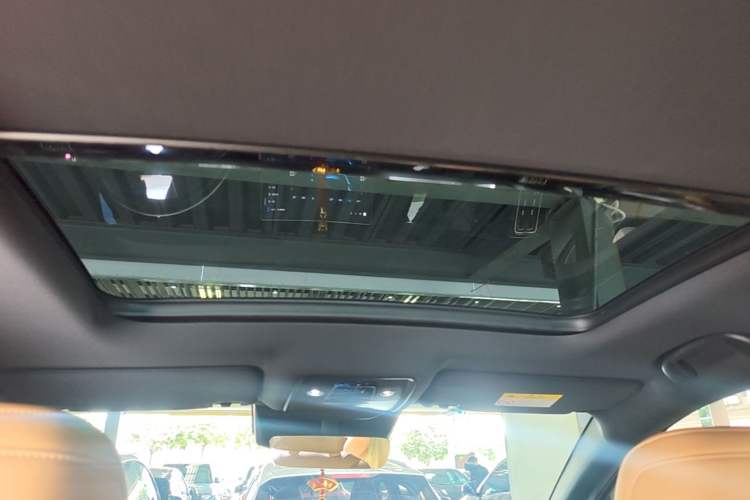 Used BYD Song L DM-i 2024 112 km Beyond Edition Headliner