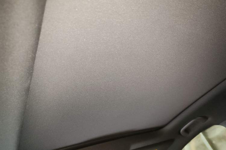 Used BYD Song L DM-i 2024 112 km Leading Edition Headliner