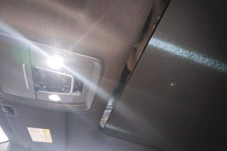 Used BYD Song L DM-i 2024 112 km Beyond Edition Headliner
