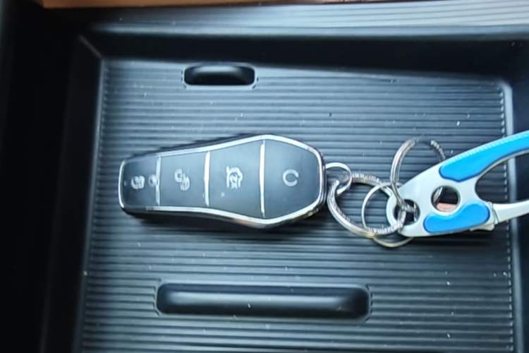 Used BYD Song L DM-i 2024 112 km Beyond Edition Interior 1