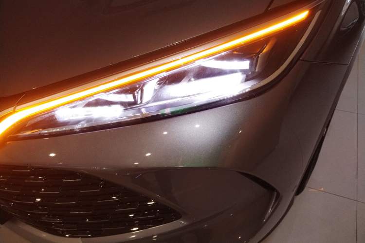 Used BYD Song L DM-i 2024 112 km Beyond Edition Left Front Headlight