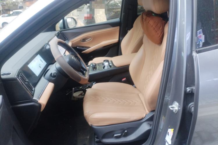 Used BYD Song L DM-i 2024 112 km Beyond Edition Left Front Seat