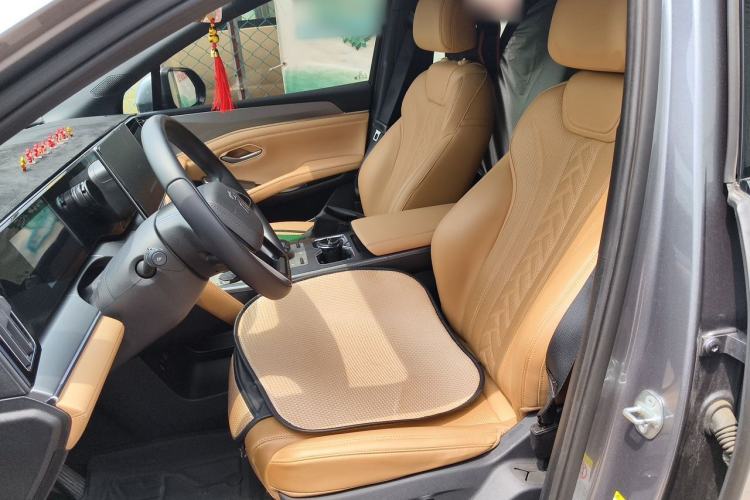 Used BYD Song L DM-i 2024 112 km Beyond Edition Left Front Seat