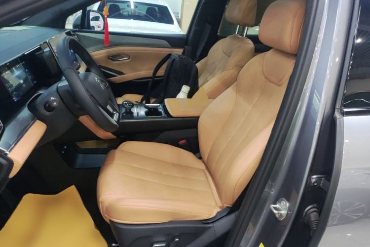 Used BYD Song L DM-i 2024 112 km Leading Edition Left Front Seat
