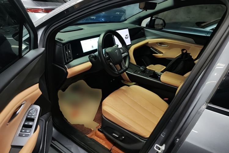 Used BYD Song L DM-i 2024 112 km Leading Edition Left Front Seat