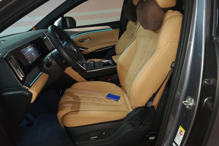 Used BYD Song L DM-i 2024 112 km Beyond Edition Left Front Seat