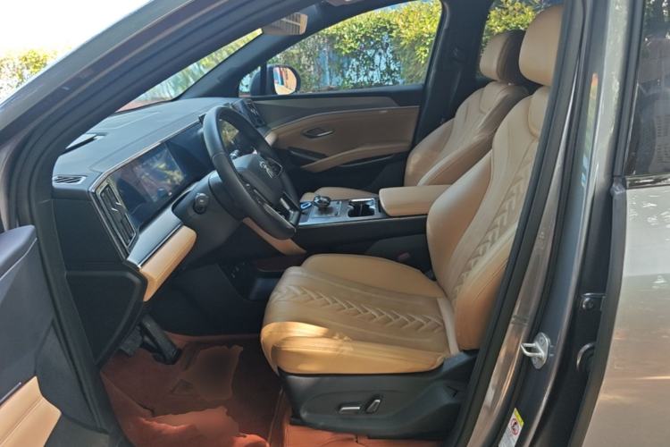 Used BYD Song L DM-i 2024 112 km Beyond Edition Left Front Seat