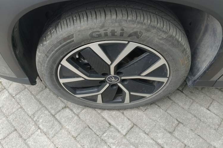 Used BYD Song L DM-i 2024 160km Beyond Edition Left Front Wheel Hub