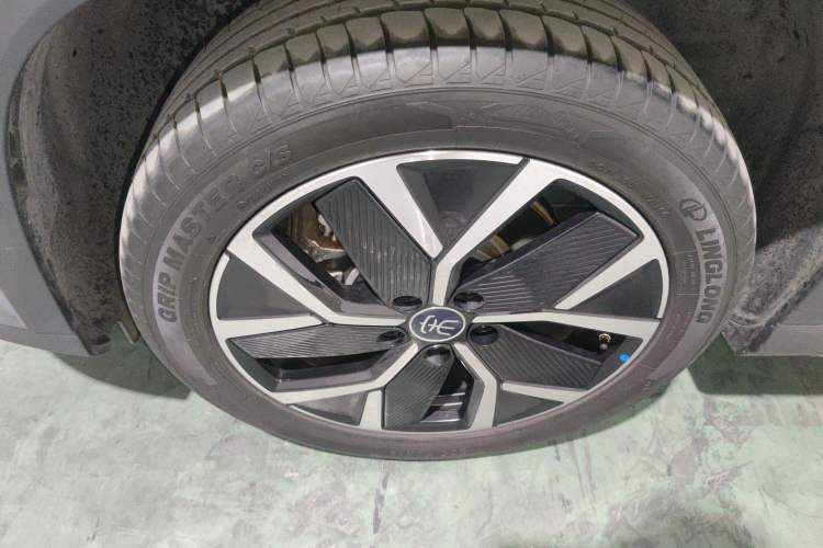 Used BYD Song L DM-i 2024 160km Beyond Edition Left Front Wheel Hub
