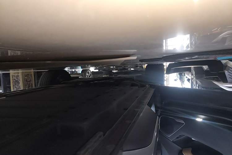 Used BYD Song L DM-i 2024 112 km Beyond Edition Left Side Sill