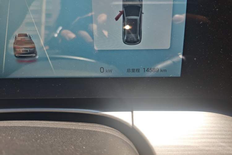 Used BYD Song L DM-i 2024 112 km Leading Edition Odometer Close Up