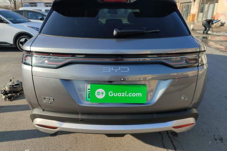 Used BYD Song L DM-i 2024 112 km Leading Edition Rear