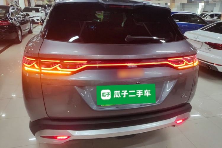 Used BYD Song L DM-i 2024 112 km Leading Edition Rear