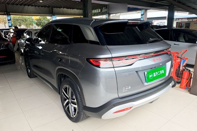 Used BYD Song L DM-i 2024 112 km Beyond Edition Rear Left 45 Deg
