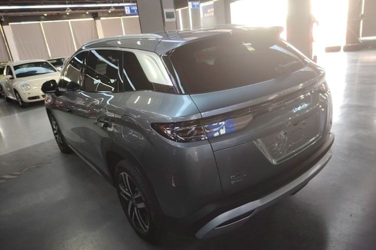 Used BYD Song L DM-i 2024 112 km Beyond Edition Rear Left 45 Deg
