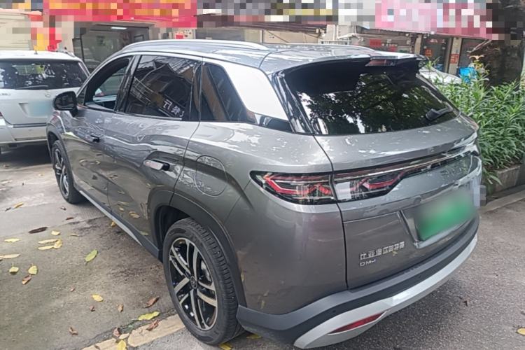 Used BYD Song L DM-i 2024 112 km Beyond Edition Rear Left 45 Deg