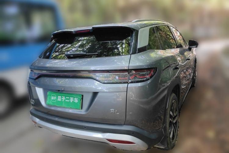 Used BYD Song L DM-i 2024 112 km Leading Edition Rear Right 45 Deg
