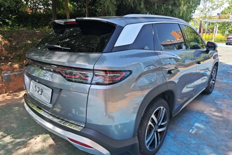 Used BYD Song L DM-i 2024 112 km Beyond Edition Rear Right 45 Deg