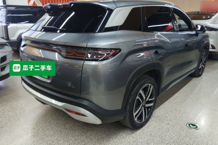 Used BYD Song L DM-i 2024 112 km Beyond Edition Rear Right 45 Deg
