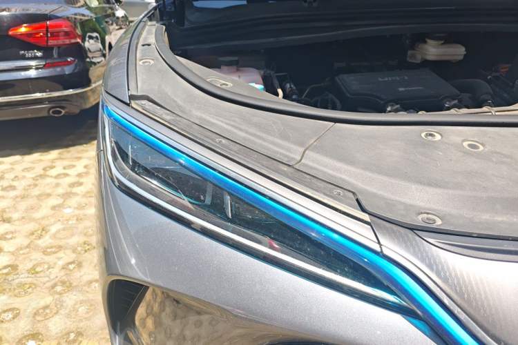 Used BYD Song L DM-i 2024 112 km Leading Edition Right Front Headlight