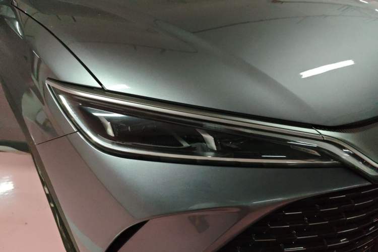 Used BYD Song L DM-i 2024 112 km Beyond Edition Right Front Headlight