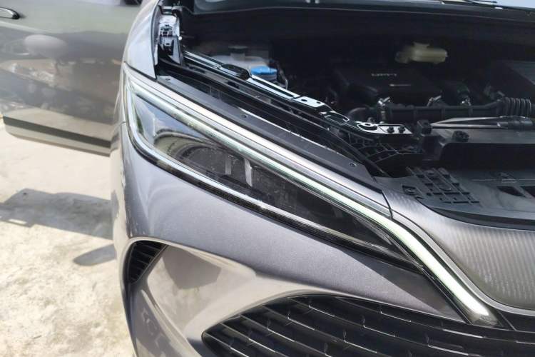 Used BYD Song L DM-i 2024 112 km Leading Edition Right Front Headlight