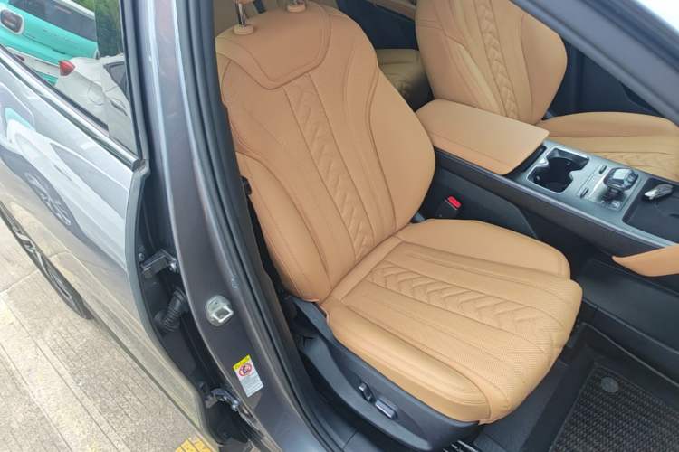 Used BYD Song L DM-i 2024 112 km Beyond Edition Right Front Seat