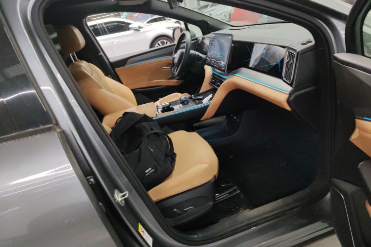 Used BYD Song L DM-i 2024 160km Beyond Edition Right Front Seat
