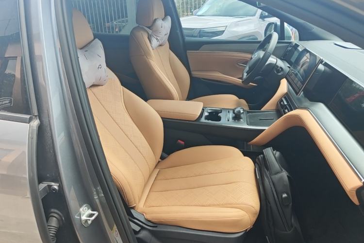 Used BYD Song L DM-i 2024 112 km Leading Edition Right Front Seat