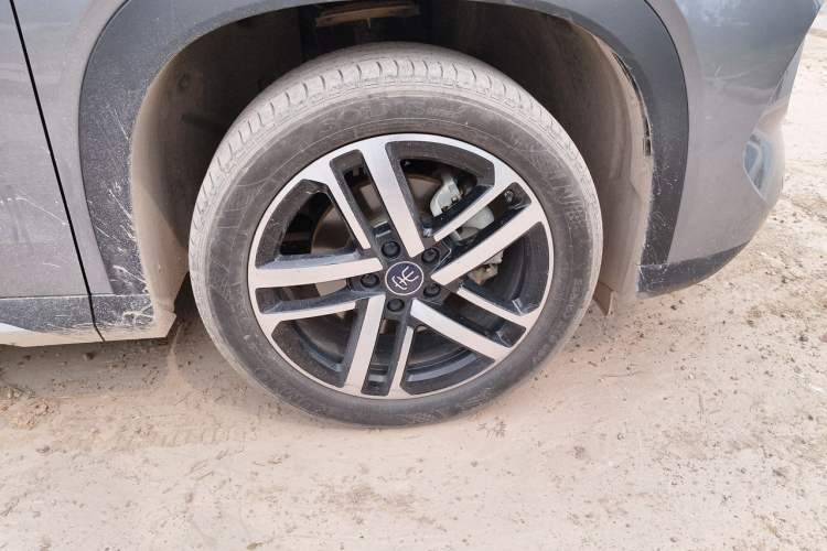 Used BYD Song L DM-i 2024 112 km Beyond Edition Right Front Wheel Hub