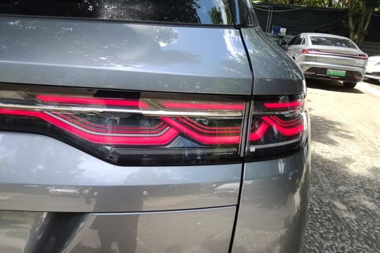Used BYD Song L DM-i 2024 160 km Excellence Version Right Rear Taillight