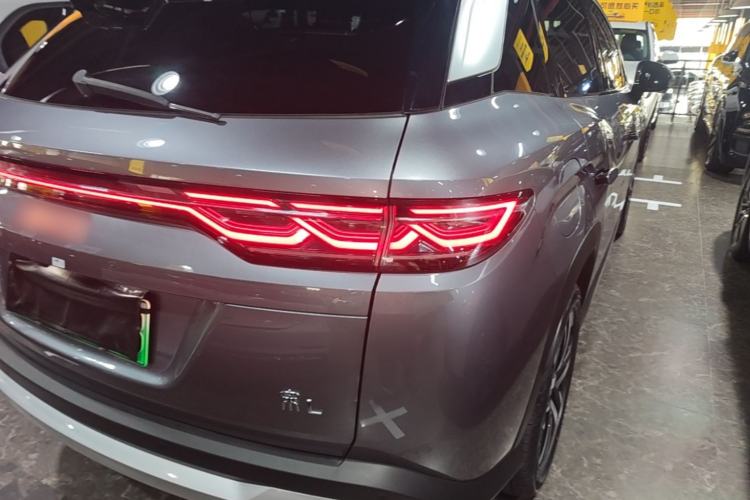 Used BYD Song L DM-i 2024 112 km Beyond Edition Right Rear Taillight