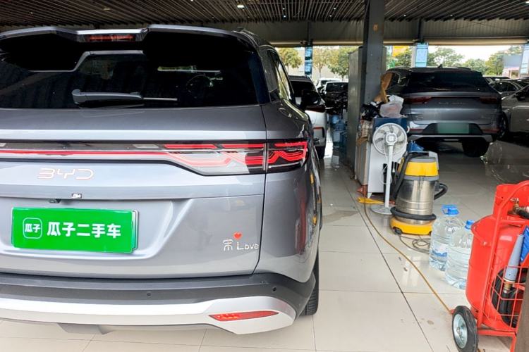 Used BYD Song L DM-i 2024 112 km Beyond Edition Right Rear Taillight