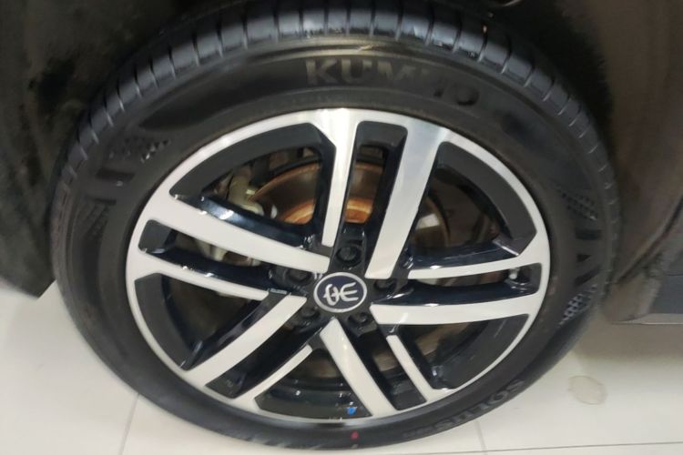Used BYD Song L DM-i 2024 112 km Leading Edition Right Rear Wheel Hub