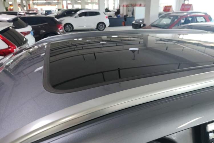 Used BYD Song L DM-i 2024 112 km Leading Edition Roof